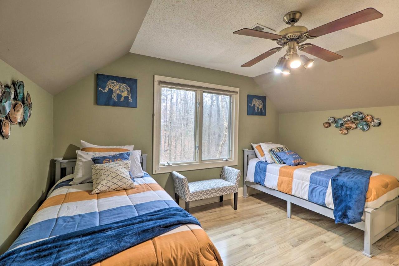 Cozy Conyers Cabin With Fireplace And Pool Table! Eksteriør bilde